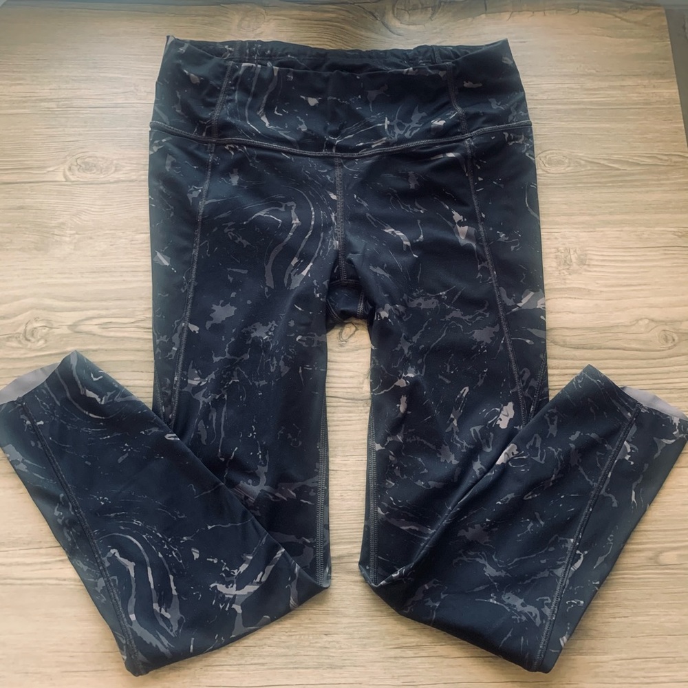 SOLD*** Athleta Leggings